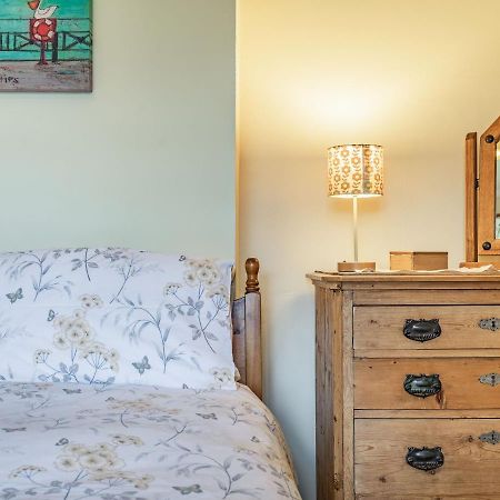 Villa Wychwood Whitby Esterno foto